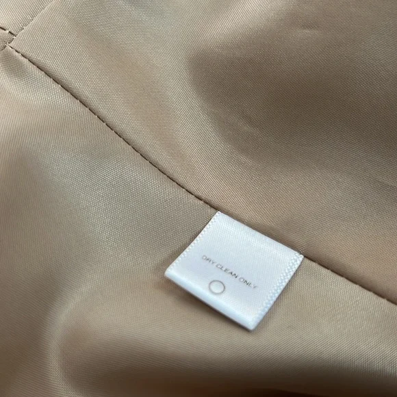 No collar rounded neck button short jacket with 3/4” bell sleeves - Picture 7 of 7